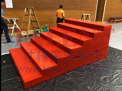 翻新樓梯裱貼地毯